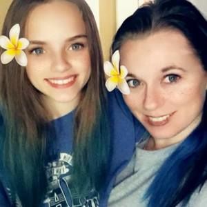 Meet your Posher, Elly mae